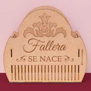 Caja en forma de peineta...